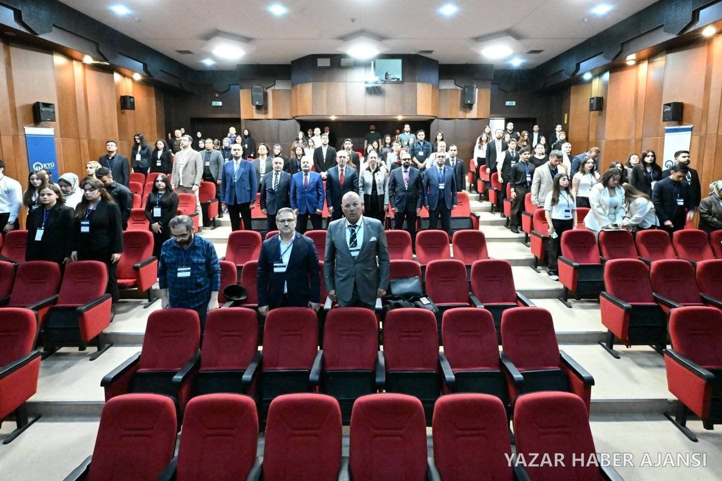 KTÜ'de başlayan IX. Uluslararası Siyaset Bilimi ve Uluslararası İlişkiler Kongresi'nden bir görünüm (Fotoğraf: Karadeniz Teknik Üniversitesi)