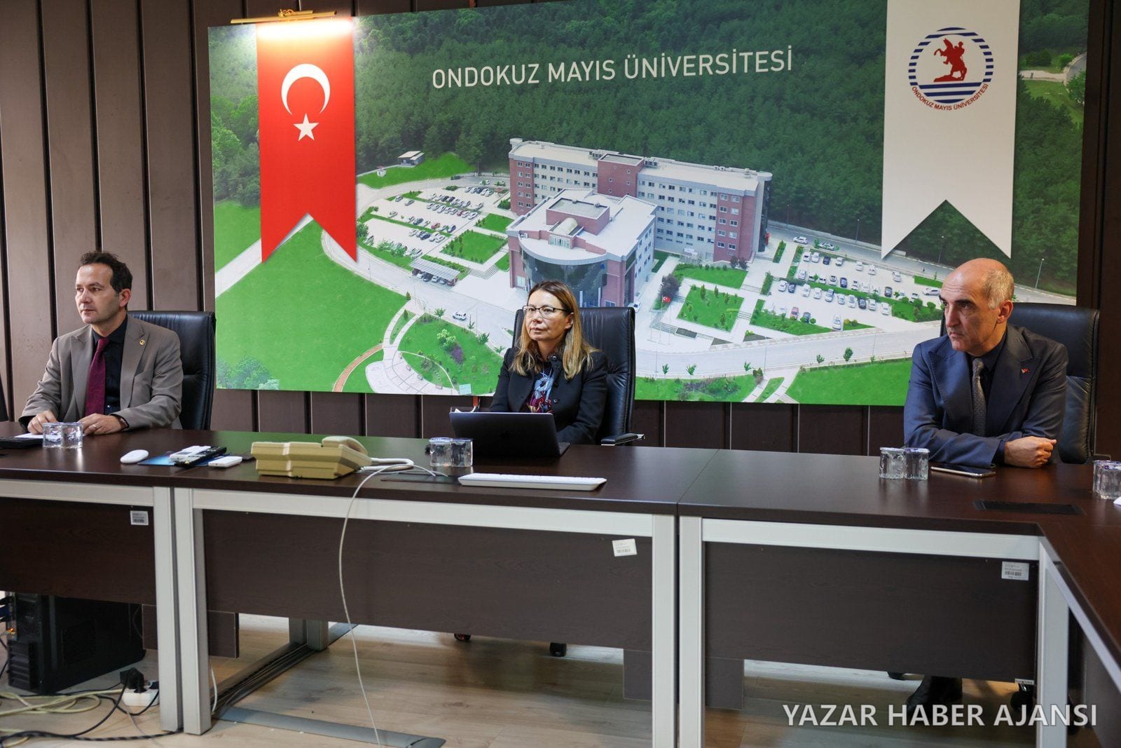 OMÜ'nün 800 yataklı yeni hastane projesine ilişkin toplantı, Rektör Prof. Dr. Fatma Aydın başkanlığında yapıldı (Fotoğraf: Ondokuz Mayıs Üniversitesi)